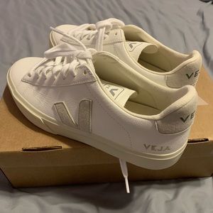 Veja Campo BRAND NEW